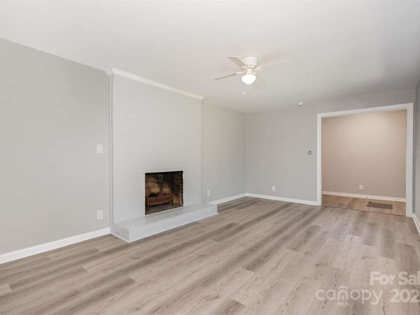1138 Laurel Street, Salisbury, NC 28144.  MLS# CAR4275626, YatesRealty ID 26042. 