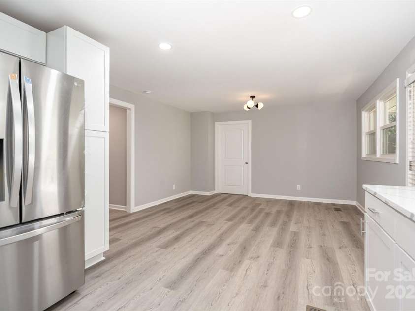 1138 Laurel Street, Salisbury, NC 28144.  MLS# CAR4275626, YatesRealty ID 26042. 
