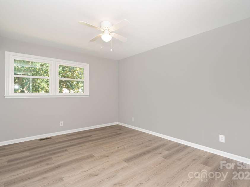 1138 Laurel Street, Salisbury, NC 28144.  MLS# CAR4275626, YatesRealty ID 26042. 