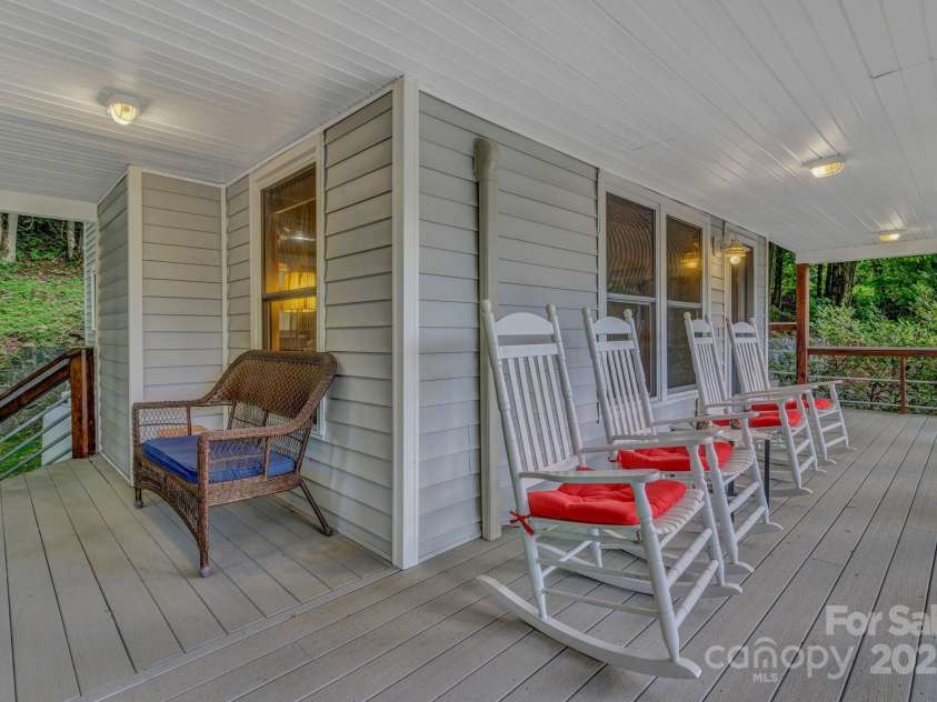 535 Rocky Top Road, Maggie Valley, NC 28751.  MLS# CAR4277929, YatesRealty ID 26043. 