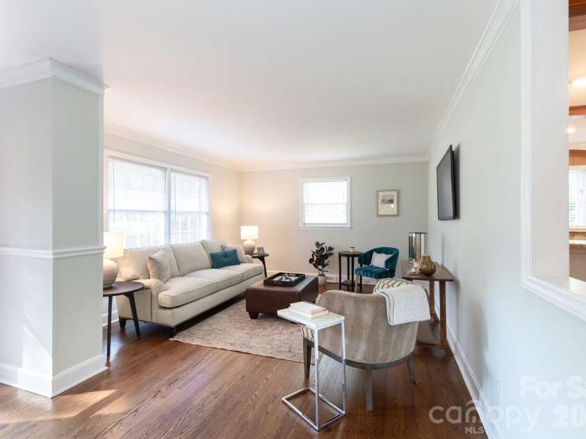 5100 Kimwood Place, Charlotte, NC 28205.  MLS# CAR4385698, YatesRealty ID 26044. 