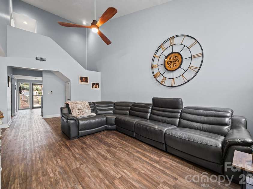 34 Old Post Road, Lake Wylie, SC 29710.  MLS# CAR4359546, YatesRealty ID 26045. 