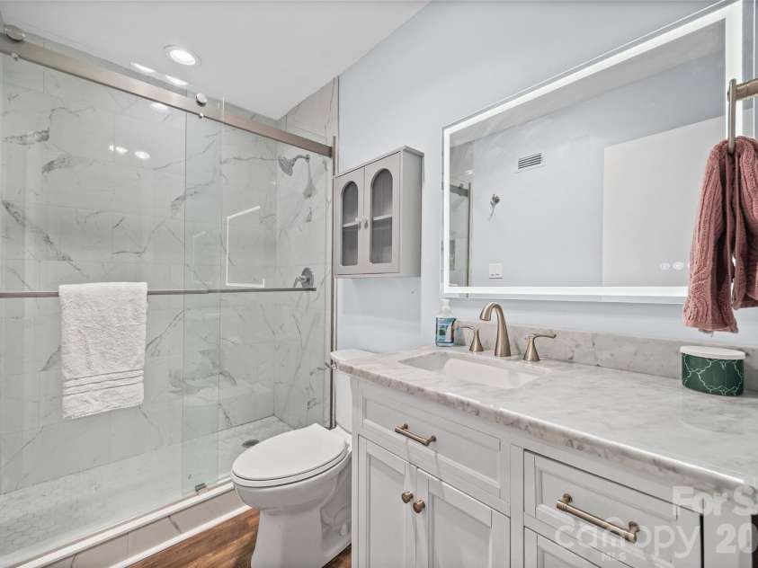 34 Old Post Road, Lake Wylie, SC 29710.  MLS# CAR4359546, YatesRealty ID 26045. 