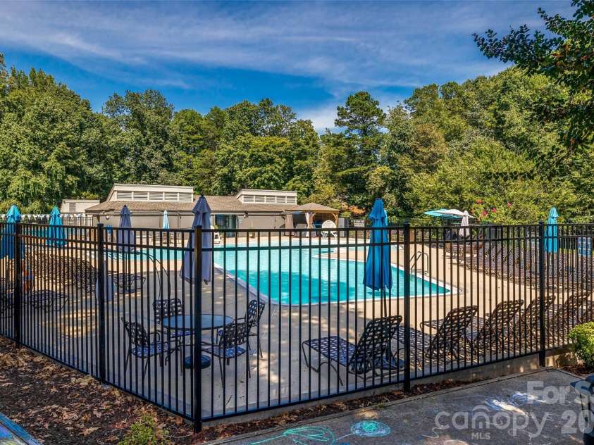 34 Old Post Road, Lake Wylie, SC 29710.  MLS# CAR4359546, YatesRealty ID 26045. 