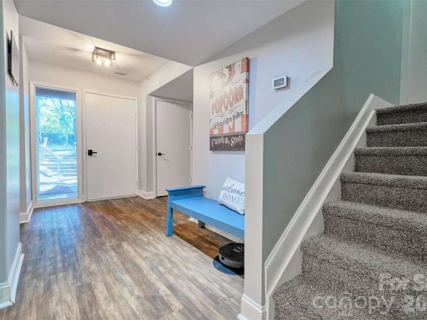 34 Old Post Road, Lake Wylie, SC 29710.  MLS# CAR4422574, YatesRealty ID 26045. 