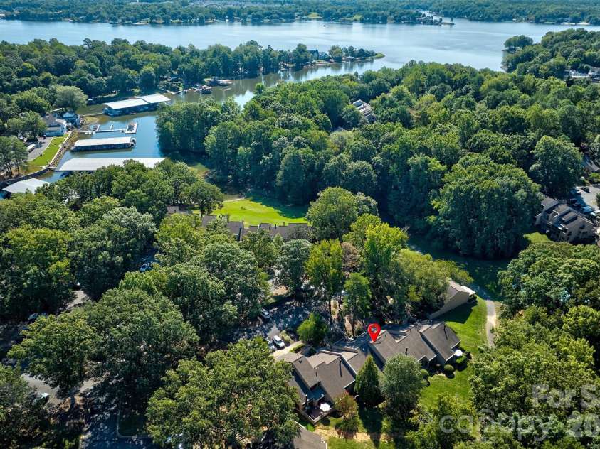 34 Old Post Road, Lake Wylie, SC 29710.  MLS# CAR4422574, YatesRealty ID 26045. 