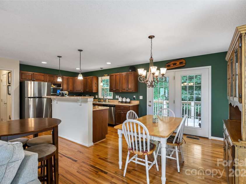 68 Locust Meadow Lane, Weaverville, NC 28787.  MLS# CAR4275885, YatesRealty ID 26045. 