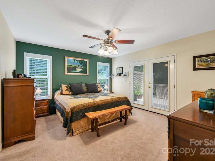 68 Locust Meadow Lane, Weaverville, NC 28787.  MLS# CAR4275885, YatesRealty ID 26045. 