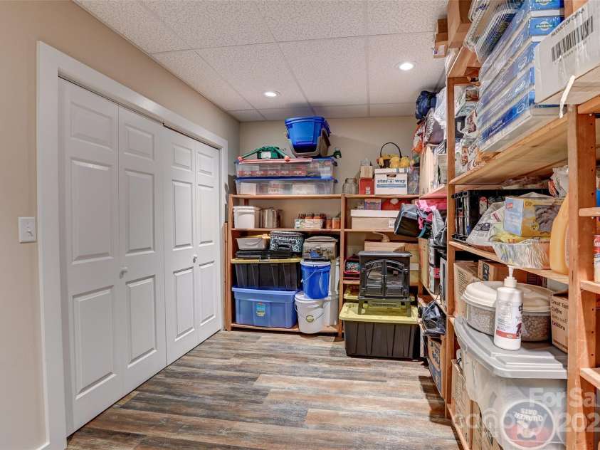 68 Locust Meadow Lane, Weaverville, NC 28787.  MLS# CAR4275885, YatesRealty ID 26045. 