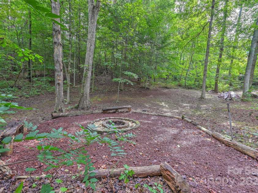 68 Locust Meadow Lane, Weaverville, NC 28787.  MLS# CAR4275885, YatesRealty ID 26045. 