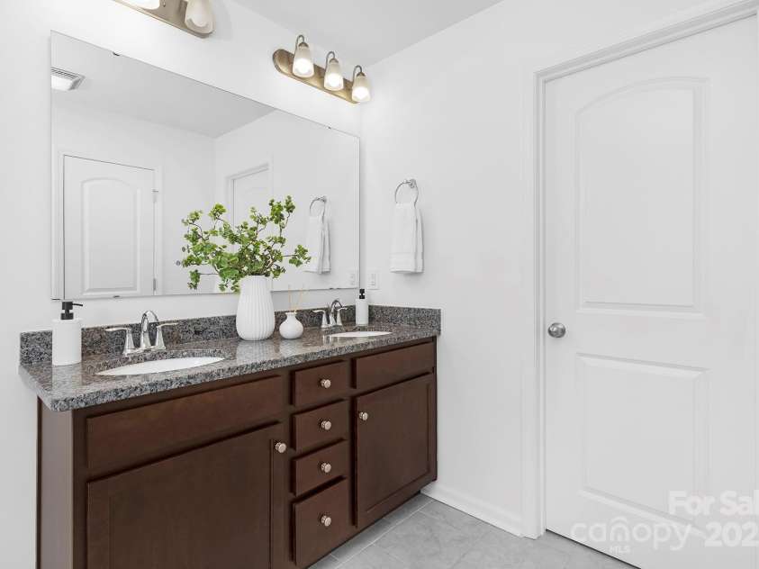 4044 Beacon Avenue, Monroe, NC 28110.  MLS# CAR4276757, YatesRealty ID 26048. 
