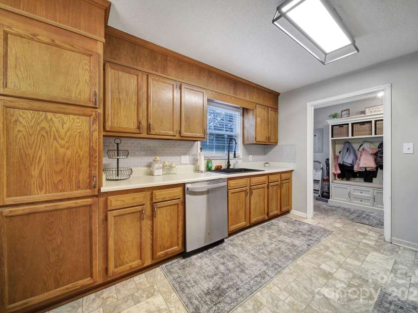 2592 Tully Court, Lancaster, SC 29720.  MLS# CAR4266138, YatesRealty ID 26049. 