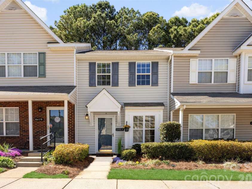 6483 Saint Bernard Way, Charlotte, NC 28269.  MLS# CAR4364168, YatesRealty ID 26049. 