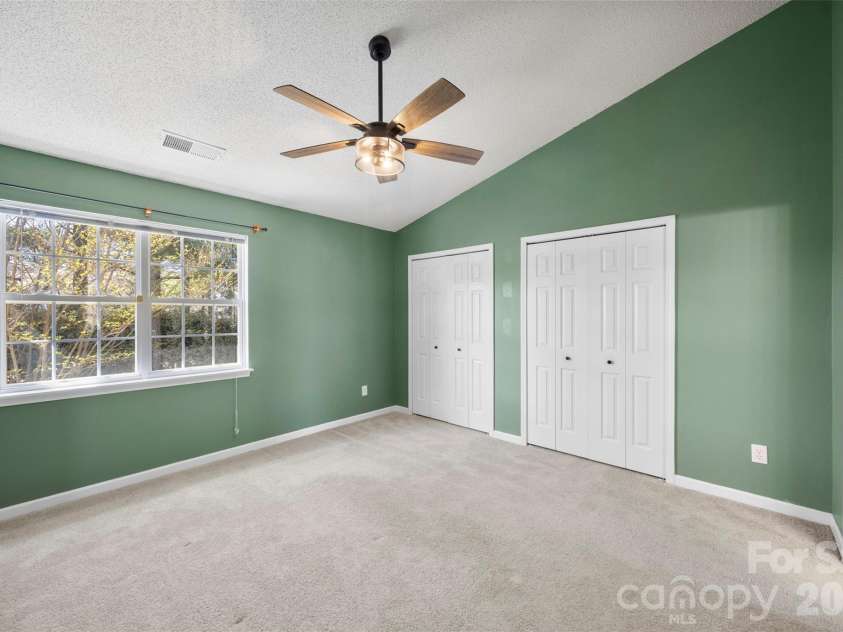 6483 Saint Bernard Way, Charlotte, NC 28269.  MLS# CAR4364168, YatesRealty ID 26049. 