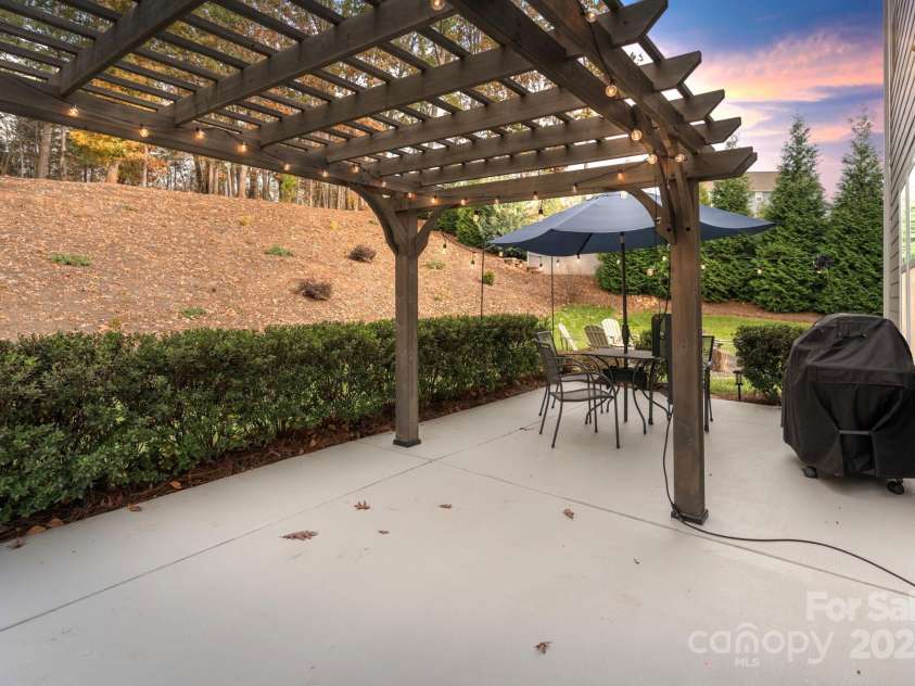 10957 Sparkle Creek Drive, Midland, NC 28107.  MLS# CAR4201445, YatesRealty ID 2605. 