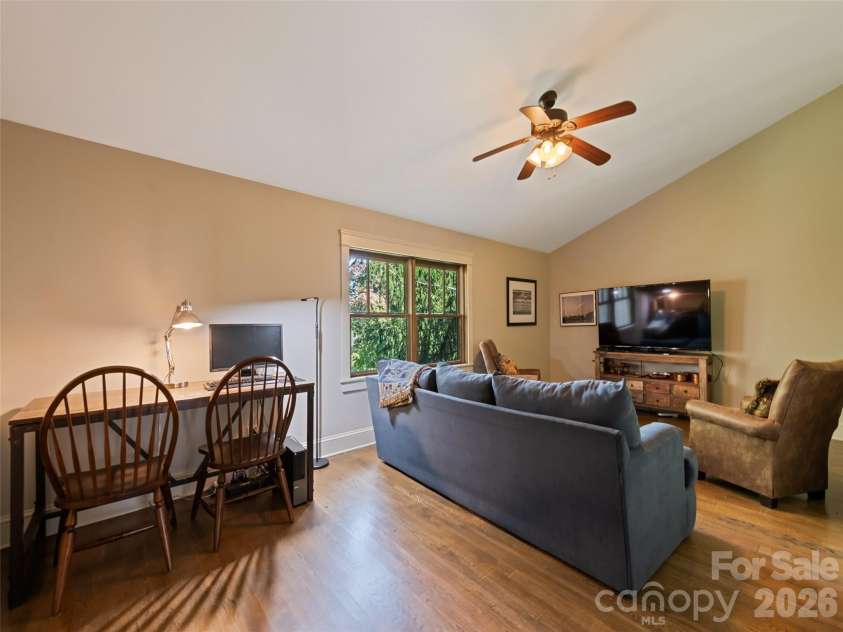 1635 Quest Ridge, Sylva, NC 28779.  MLS# CAR4310256, YatesRealty ID 2605. 