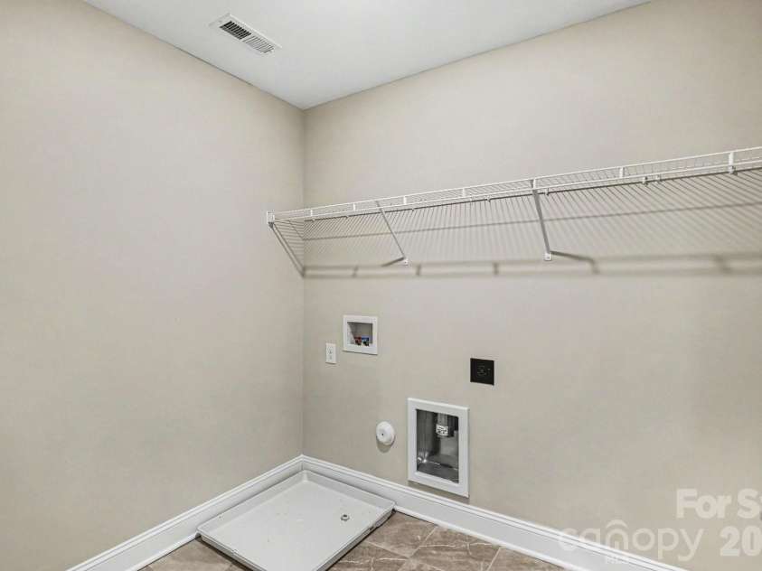 2139 Vecchio Drive, Monroe, NC 28110.  MLS# CAR4384412, YatesRealty ID 26052. 