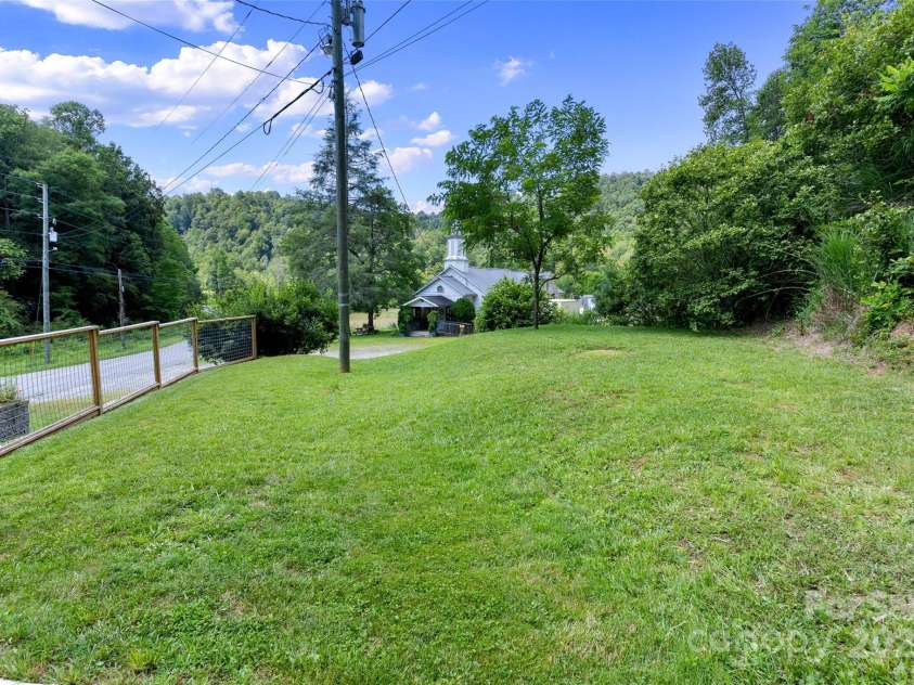 2396 Hwy 9 Highway, Black Mountain, NC 28711.  MLS# CAR4280059, YatesRealty ID 26052. 