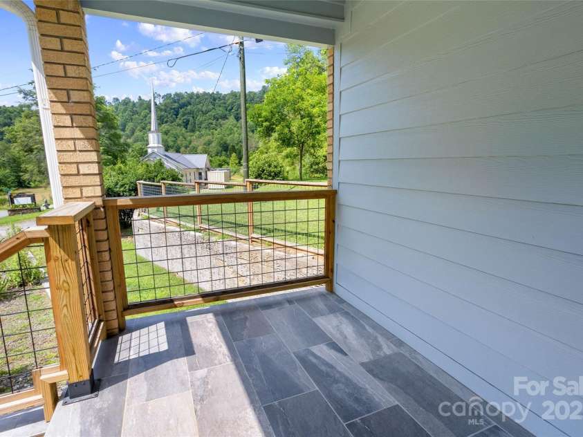 2396 Hwy 9 Highway, Black Mountain, NC 28711.  MLS# CAR4280059, YatesRealty ID 26052. 