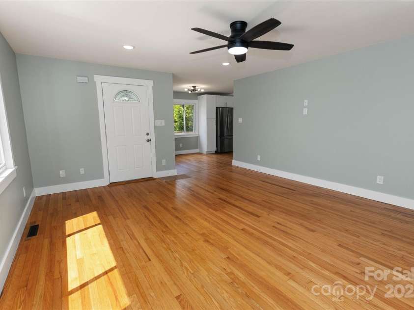 2396 Hwy 9 Highway, Black Mountain, NC 28711.  MLS# CAR4280059, YatesRealty ID 26052. 