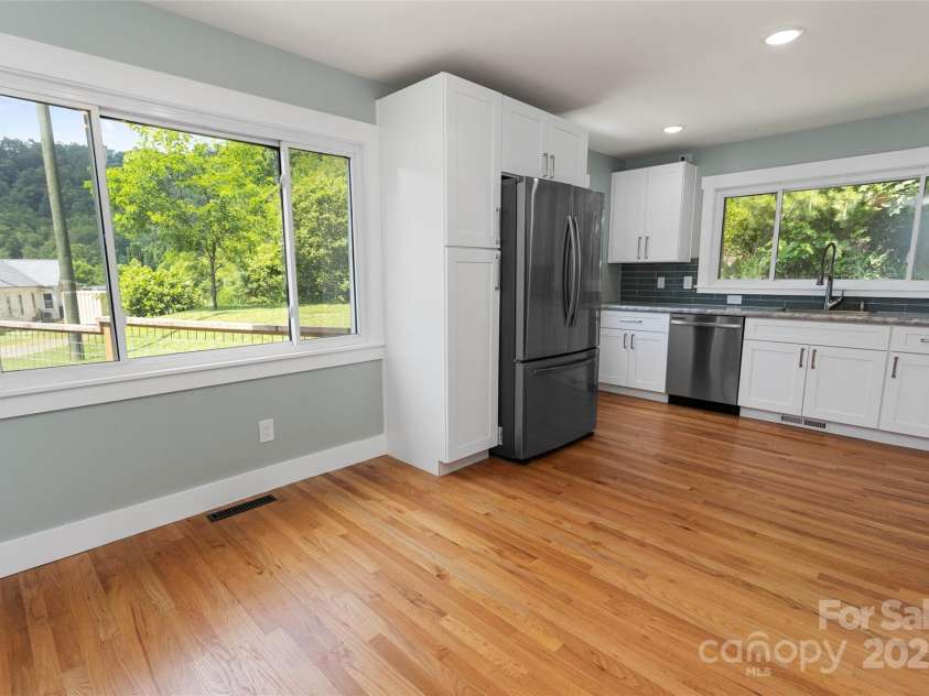 2396 Hwy 9 Highway, Black Mountain, NC 28711.  MLS# CAR4280059, YatesRealty ID 26052. 