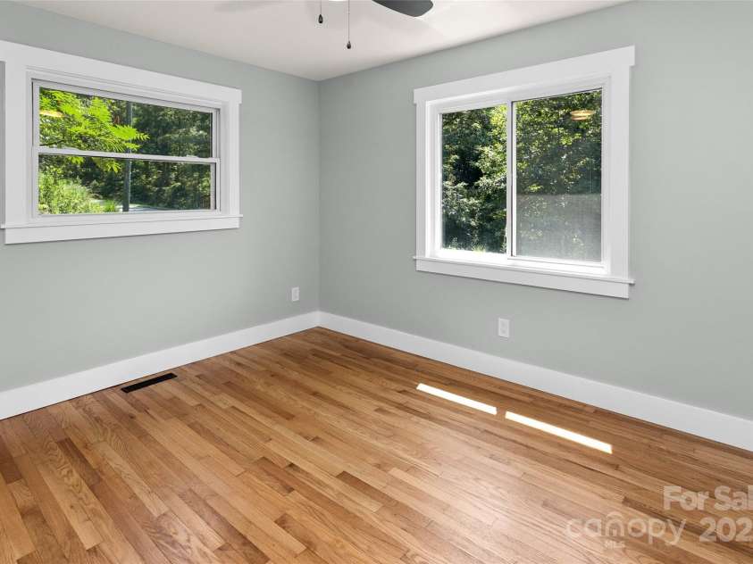 2396 Hwy 9 Highway, Black Mountain, NC 28711.  MLS# CAR4280059, YatesRealty ID 26052. 