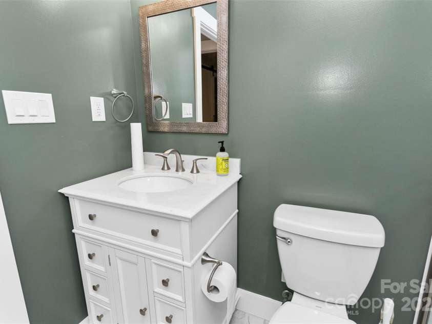 2396 Hwy 9 Highway, Black Mountain, NC 28711.  MLS# CAR4280059, YatesRealty ID 26052. 