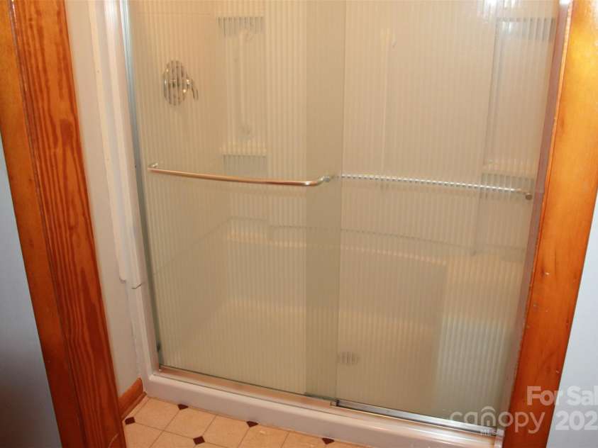 796 Hollis Road, Ellenboro, NC 28040.  MLS# CAR4281083, YatesRealty ID 26053. 