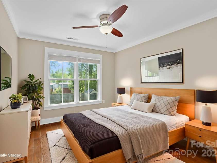 130 Eastwood Avenue, Swannanoa, NC 28778.  MLS# CAR4266957, YatesRealty ID 26054. Virtually Staged