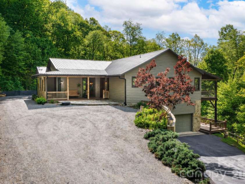 592 Susanna Cove Road, Mars Hill, NC 28754.  MLS# CAR4383559, YatesRealty ID 26055. 