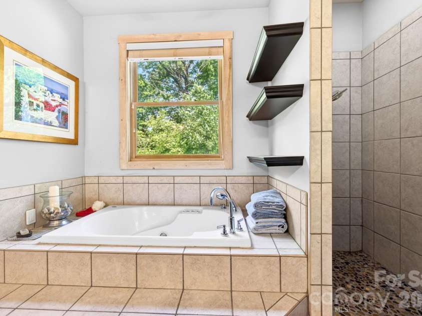 592 Susanna Cove Road, Mars Hill, NC 28754.  MLS# CAR4383559, YatesRealty ID 26055. 