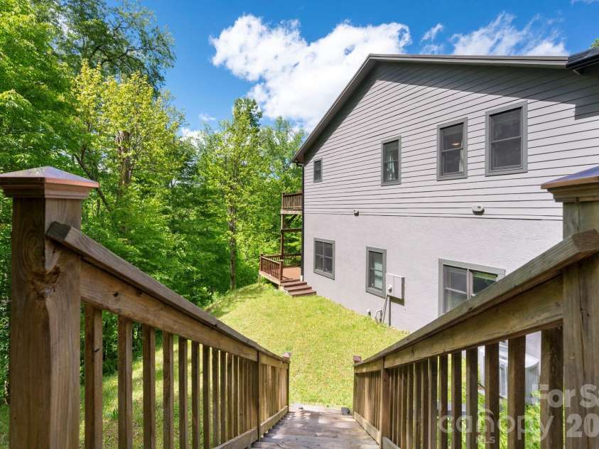 592 Susanna Cove Road, Mars Hill, NC 28754.  MLS# CAR4383559, YatesRealty ID 26055. 