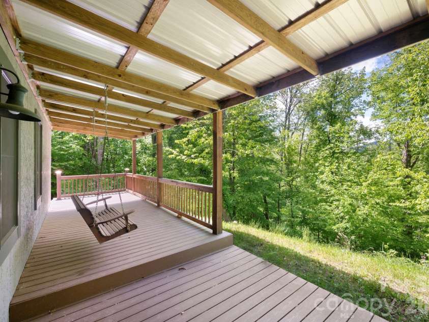 592 Susanna Cove Road, Mars Hill, NC 28754.  MLS# CAR4383559, YatesRealty ID 26055. 