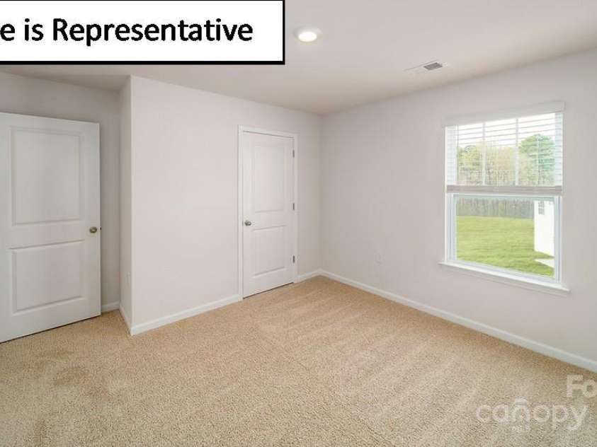 8055 Kennesaw Drive, Gastonia, NC 28056.  MLS# CAR4278497, YatesRealty ID 26055. 
