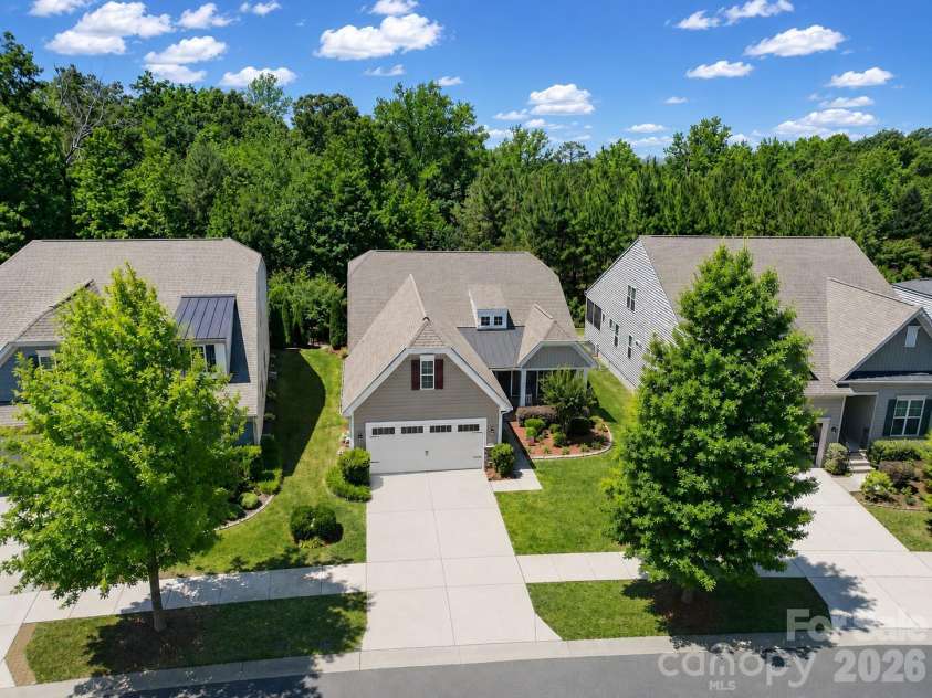 2146 Winhall Road, Fort Mill, SC 29715.  MLS# CAR4382078, YatesRealty ID 26056. 