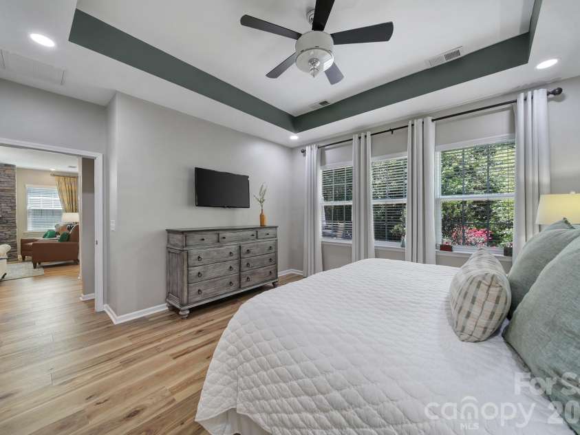 2146 Winhall Road, Fort Mill, SC 29715.  MLS# CAR4382078, YatesRealty ID 26056. 
