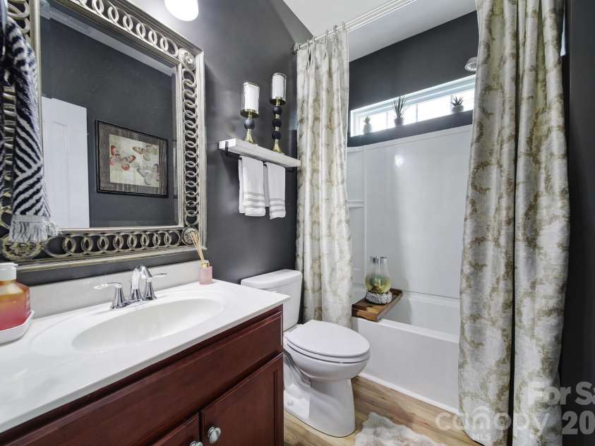 2146 Winhall Road, Fort Mill, SC 29715.  MLS# CAR4382078, YatesRealty ID 26056. 