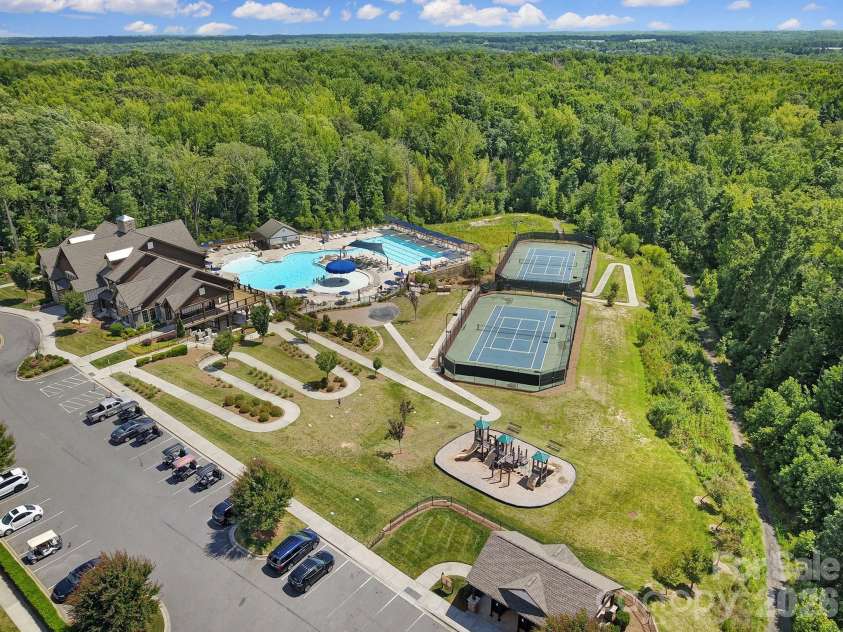 2146 Winhall Road, Fort Mill, SC 29715.  MLS# CAR4382078, YatesRealty ID 26056. 