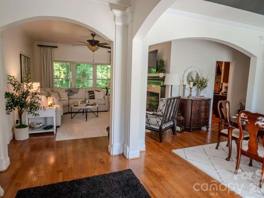 4015 Foxes Trail, Cramerton, NC 28032.  MLS# CAR4385997, YatesRealty ID 26057. 