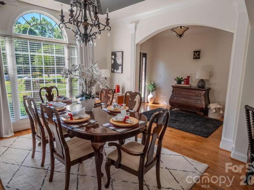 4015 Foxes Trail, Cramerton, NC 28032.  MLS# CAR4385997, YatesRealty ID 26057. 