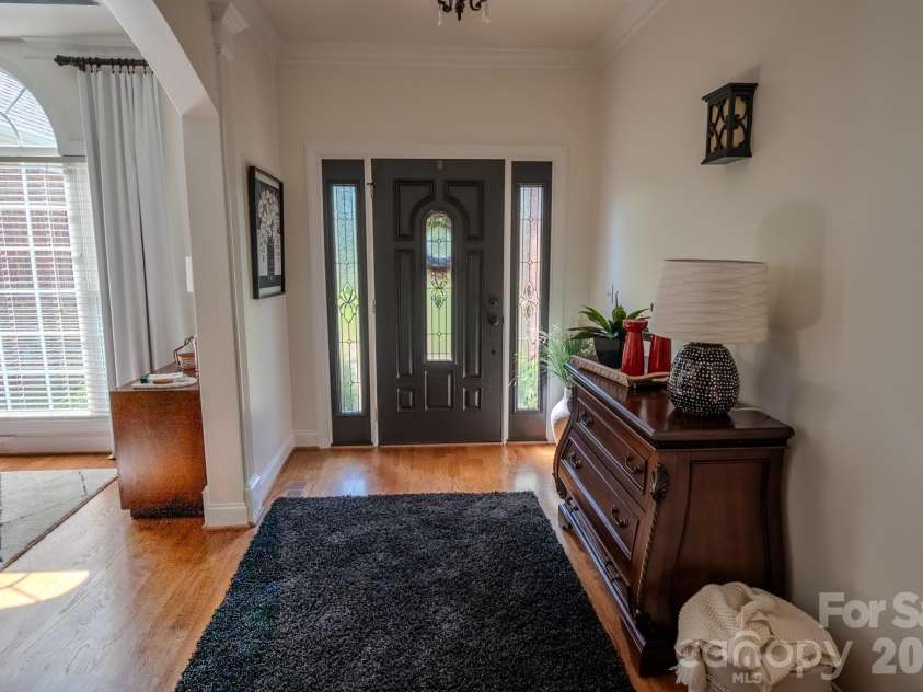 4015 Foxes Trail, Cramerton, NC 28032.  MLS# CAR4385997, YatesRealty ID 26057. 