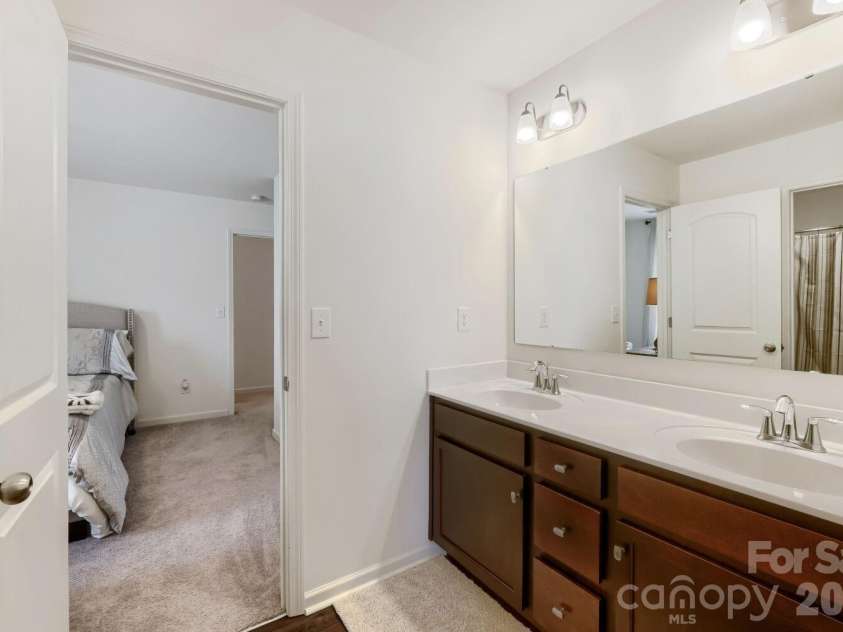 7004 Duncan Acres Drive, Belmont, NC 28012.  MLS# CAR4366520, YatesRealty ID 26058. 