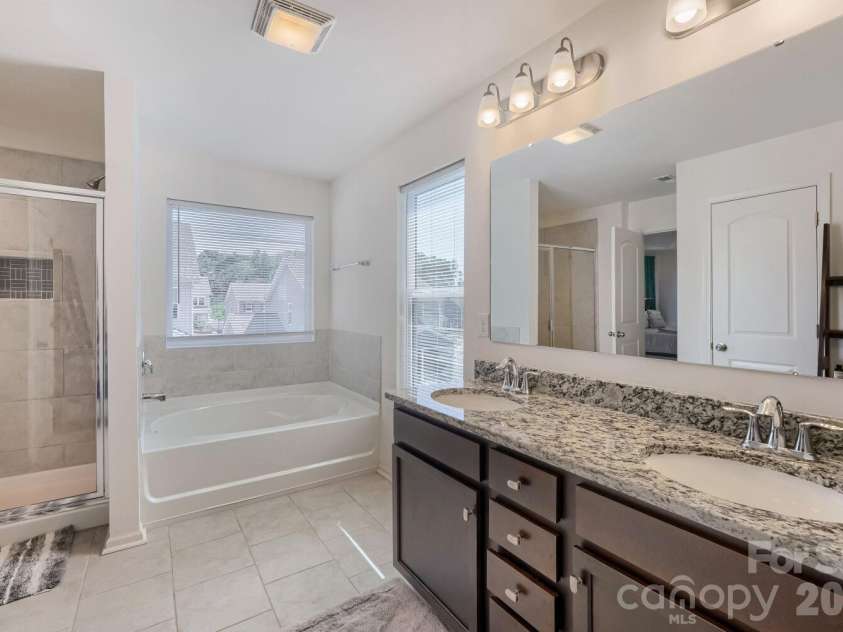 7004 Duncan Acres Drive, Belmont, NC 28012.  MLS# CAR4366520, YatesRealty ID 26058. 