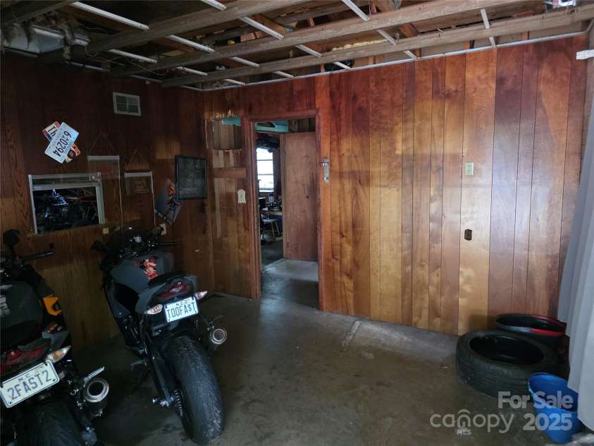 7335 US Highway 52 Highway, Salisbury, NC 28146.  MLS# CAR4278292, YatesRealty ID 26058. 