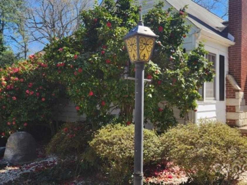 7335 US Highway 52 Highway, Salisbury, NC 28146.  MLS# CAR4278292, YatesRealty ID 26058. 