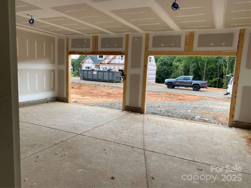130 Falls Leaf Drive, Troutman, NC 28166.  MLS# CAR4163069, YatesRealty ID 2606. 