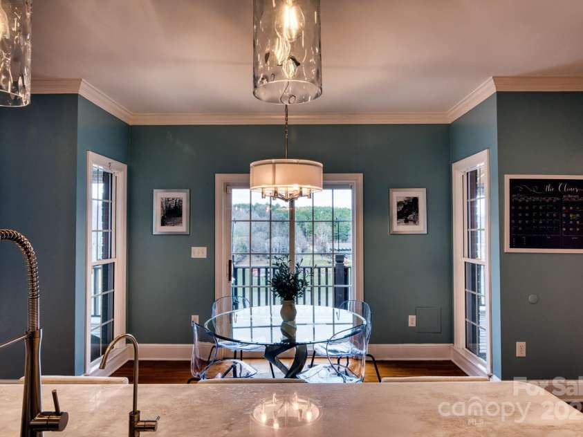 649 46th Avenue Drive, Hickory, NC 28601.  MLS# CAR4222186, YatesRealty ID 2606. 