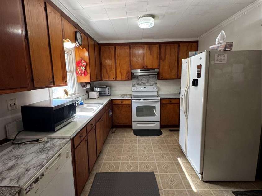 414 Church Street, Biscoe, NC 27209.  MLS# CAR4326042, YatesRealty ID 26060. 