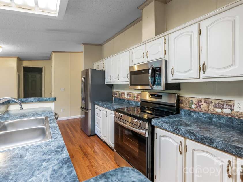 25 Elkins Branch Road, Weaverville, NC 28787.  MLS# CAR4278716, YatesRealty ID 26063. 