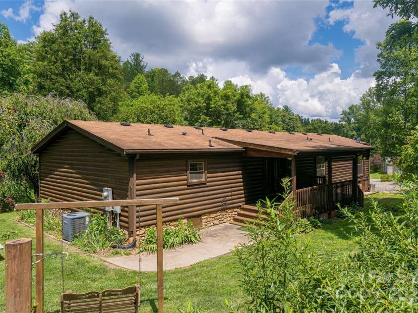 25 Elkins Branch Road, Weaverville, NC 28787.  MLS# CAR4278716, YatesRealty ID 26063. 